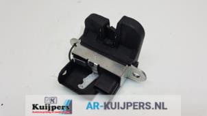 Used Tailgate lock mechanism Volkswagen Caddy IV 2.0 TDI 102 Price € 15,00 Margin scheme offered by Autorecycling Kuijpers