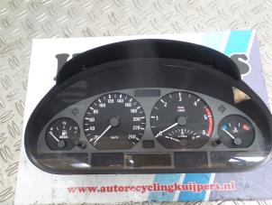 Used Instrument panel BMW 3 serie (E46/4) 320d 16V Price € 45,00 Margin scheme offered by Autorecycling Kuijpers