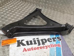 Used Rear lower wishbone, left Audi Q7 (4LB) 3.0 TDI V6 24V Clean Diesel Price € 56,00 Margin scheme offered by Autorecycling Kuijpers