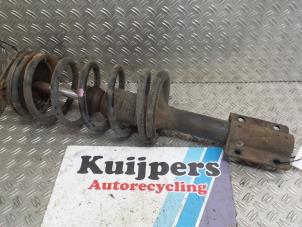 Used Front shock absorber, right Fiat Ducato (230/231/232) 2.8 D 14 Price € 25,00 Margin scheme offered by Autorecycling Kuijpers