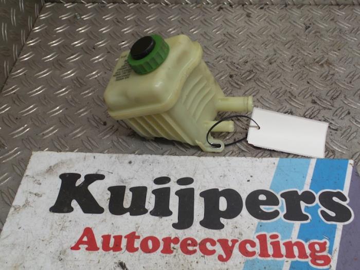 Audi Q7 Power steering fluid reservoirs stock