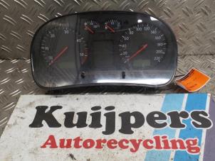 Używane Licznik kilometrów KM Volkswagen Golf IV 4Motion (1J1) 1.9 TDI 90 Cena € 30,00 Procedura marży oferowane przez Autorecycling Kuijpers