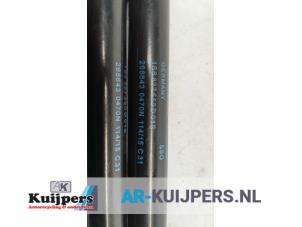 Used Set of tailgate gas struts Volkswagen Up! (121) 1.0 12V 60 Price € 10,00 Margin scheme offered by Autorecycling Kuijpers