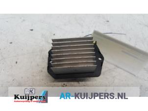 Used Heater resistor Toyota Land Cruiser (J12) 3.0 D-4D 16V Price € 19,00 Margin scheme offered by Autorecycling Kuijpers