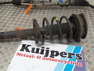 Used Fronts shock absorber, left Peugeot 607 (9D/U) 2.2 HDi 16V FAP Price € 25,00 Margin scheme offered by Autorecycling Kuijpers