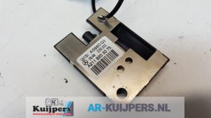 Used Bluetooth antenna Mercedes ML II (164/4JG) 3.0 ML-280 CDI 4-Matic V6 24V Price € 15,00 Margin scheme offered by Autorecycling Kuijpers