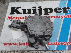 Used Mechanical fuel pump Audi A4 Avant (B7) 2.0 TDI Price € 55,00 Margin scheme offered by Autorecycling Kuijpers