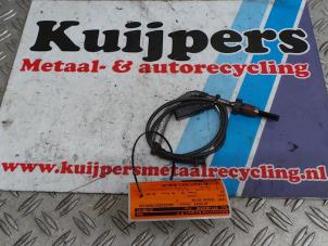 Used Engine temperature sensor Audi A4 Avant (B7) 2.0 TDI Price € 24,00 Margin scheme offered by Autorecycling Kuijpers
