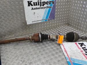 Used Front drive shaft, right Peugeot 307 Break (3E) 2.0 HDi 16V FAP Price € 25,00 Margin scheme offered by Autorecycling Kuijpers