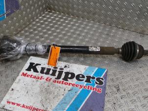 Used Front drive shaft, right Volkswagen Golf IV (1J1) Price € 20,00 Margin scheme offered by Autorecycling Kuijpers