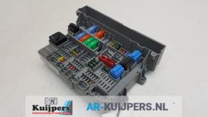 Used Fuse box BMW 3 serie Touring (E91) 320d 16V Corporate Lease Price € 39,00 Margin scheme offered by Autorecycling Kuijpers