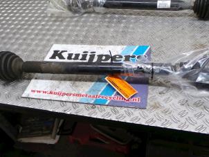 Used Front drive shaft, right Volkswagen Golf V (1K1) 1.9 TDI Price € 38,00 Margin scheme offered by Autorecycling Kuijpers