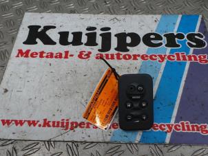 Used Radio remote control Landrover Discovery III (LAA/TAA) 2.7 TD V6 Price € 22,00 Margin scheme offered by Autorecycling Kuijpers
