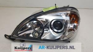 Używane Reflektor lewy Mercedes ML I (163) 2.7 270 CDI 20V Kat. Cena € 65,00 Procedura marży oferowane przez Autorecycling Kuijpers