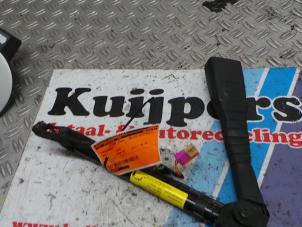 Used Seatbelt tensioner, left Opel Signum (F48) 2.2 DGI 16V Kat. Price € 34,00 Margin scheme offered by Autorecycling Kuijpers