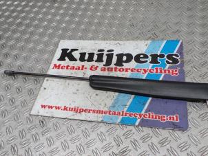Used Convertible roof gas strut Audi A4 Cabriolet (B6) 2.5 TDI 24V Price € 56,00 Margin scheme offered by Autorecycling Kuijpers