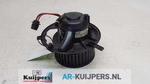 Usados Motor de ventilador de calefactor Volkswagen Jetta III (1K2) 1.6 Precio € 15,00 Norma de margen ofrecido por Autorecycling Kuijpers