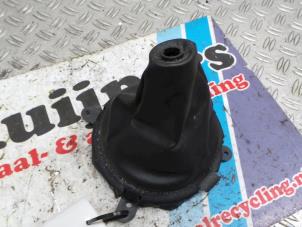 Used Gear stick cover Mazda 2 (DE) 1.3 16V S-VT Price € 10,00 Margin scheme offered by Autorecycling Kuijpers