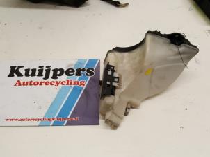 Used Front windscreen washer reservoir BMW 3 serie Compact (E46/5) 316ti 16V Price € 18,00 Margin scheme offered by Autorecycling Kuijpers
