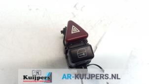 Used Panic lighting switch Mercedes Vaneo (W414) 1.7 CDI 16V Price € 15,00 Margin scheme offered by Autorecycling Kuijpers