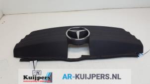 Used Grille Mercedes Vaneo (W414) 1.7 CDI 16V Price € 35,00 Margin scheme offered by Autorecycling Kuijpers