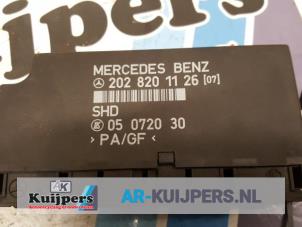 Usagé Module confort Mercedes C (W202) Prix € 15,00 Règlement à la marge proposé par Autorecycling Kuijpers