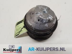 New Engine mount Mercedes C-Klasse Price € 42,35 Inclusive VAT offered by Autorecycling Kuijpers