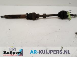 Used Front drive shaft, right Ford Fiesta 6 (JA8) 1.6 TDCi 16V 95 Price € 30,00 Margin scheme offered by Autorecycling Kuijpers