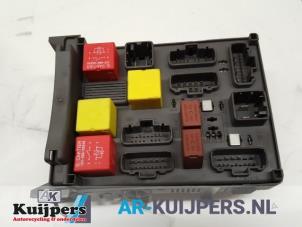 Used Fuse box Renault Espace (JK) 2.0 16V Turbo Kat. Price € 50,00 Margin scheme offered by Autorecycling Kuijpers