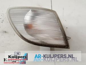 Used Indicator, right Mercedes Vito (638.0) 2.2 CDI 110 16V Price € 10,00 Margin scheme offered by Autorecycling Kuijpers