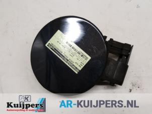 Used Tank cap cover Opel Astra J GTC (PD2/PF2) 2.0 CDTI 16V ecoFLEX Price € 25,00 Margin scheme offered by Autorecycling Kuijpers