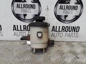 Usagé Réservoir d'huile direction assistée Kia Picanto (BA) 1.0 12V Prix sur demande proposé par AllroundCarParts