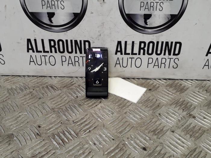 Begagnade Klocka Citroen DS5 (KD/KF) Pris på förfrågan erbjuds av AllroundCarParts