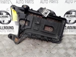 Used Battery box Volkswagen Eos (1F7/F8) 2.0 TDI 16V Price on request offered by AllroundCarParts