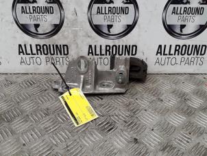 Used Engine mount Ford Galaxy (WGR) 2.0 Price on request offered by AllroundCarParts
