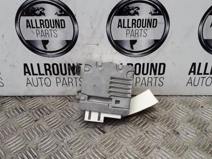 Begagnade ESP-dator Toyota Yaris II (P9) Pris på förfrågan erbjuds av AllroundCarParts