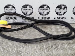 Used Boot lid seal BMW X1 (E84) sDrive 18d 2.0 16V Price on request offered by AllroundCarParts