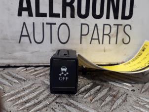 Used ASR switch (various) Nissan Note (E12) 1.2 68 Price on request offered by AllroundCarParts