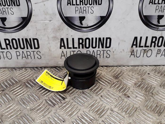 Begagnade Askkopp, fram Ford Ka II 1.2 Pris på förfrågan erbjuds av AllroundCarParts