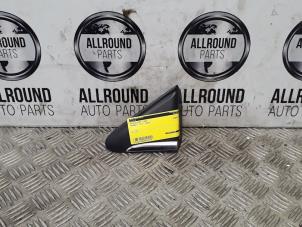 Used Mirror housing, left Renault Clio IV Estate/Grandtour (7R) 0.9 Energy TCE 90 12V Price € 20,00 Margin scheme offered by AllroundCarParts