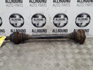 Used Drive shaft, rear left BMW 5 serie Touring (E61) 525d 24V Price on request offered by AllroundCarParts