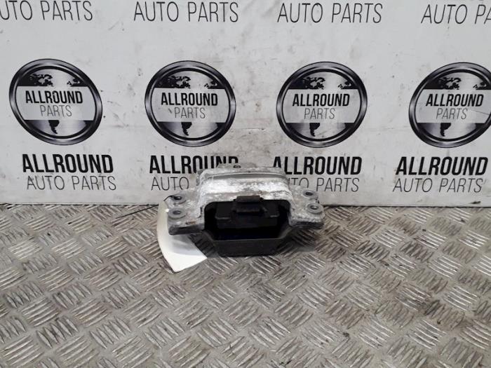Usagé Support moteur Volkswagen Golf V (1K1) Prix sur demande proposé par AllroundCarParts
