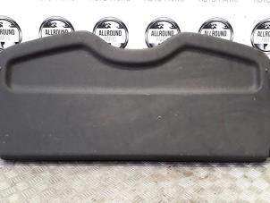 Used Parcel shelf Renault Clio III (BR/CR) 1.4 16V Price on request offered by AllroundCarParts