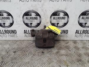 Used Front brake calliper, left Hyundai i10 (F5) 1.2i 16V Price on request offered by AllroundCarParts