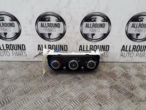 Used Heater control panel Renault Clio IV Estate/Grandtour (7R) Price € 30,00 Margin scheme offered by AllroundCarParts