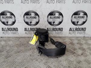 Used Rear seatbelt, left Renault Clio IV Estate/Grandtour (7R) Price on request offered by AllroundCarParts