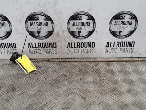 Usados Varilla medidora de aceite Fiat 500 (312) Precio de solicitud ofrecido por AllroundCarParts