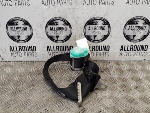 Used Rear seatbelt, left Nissan Note (E11) 1.5 dCi 86 Price on request offered by AllroundCarParts