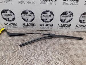 Used Front wiper arm Fiat Panda (312) Price on request offered by AllroundCarParts