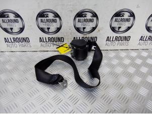 Used Front seatbelt buckle, right Audi A4 Avant (B7) Price € 30,00 Margin scheme offered by AllroundCarParts